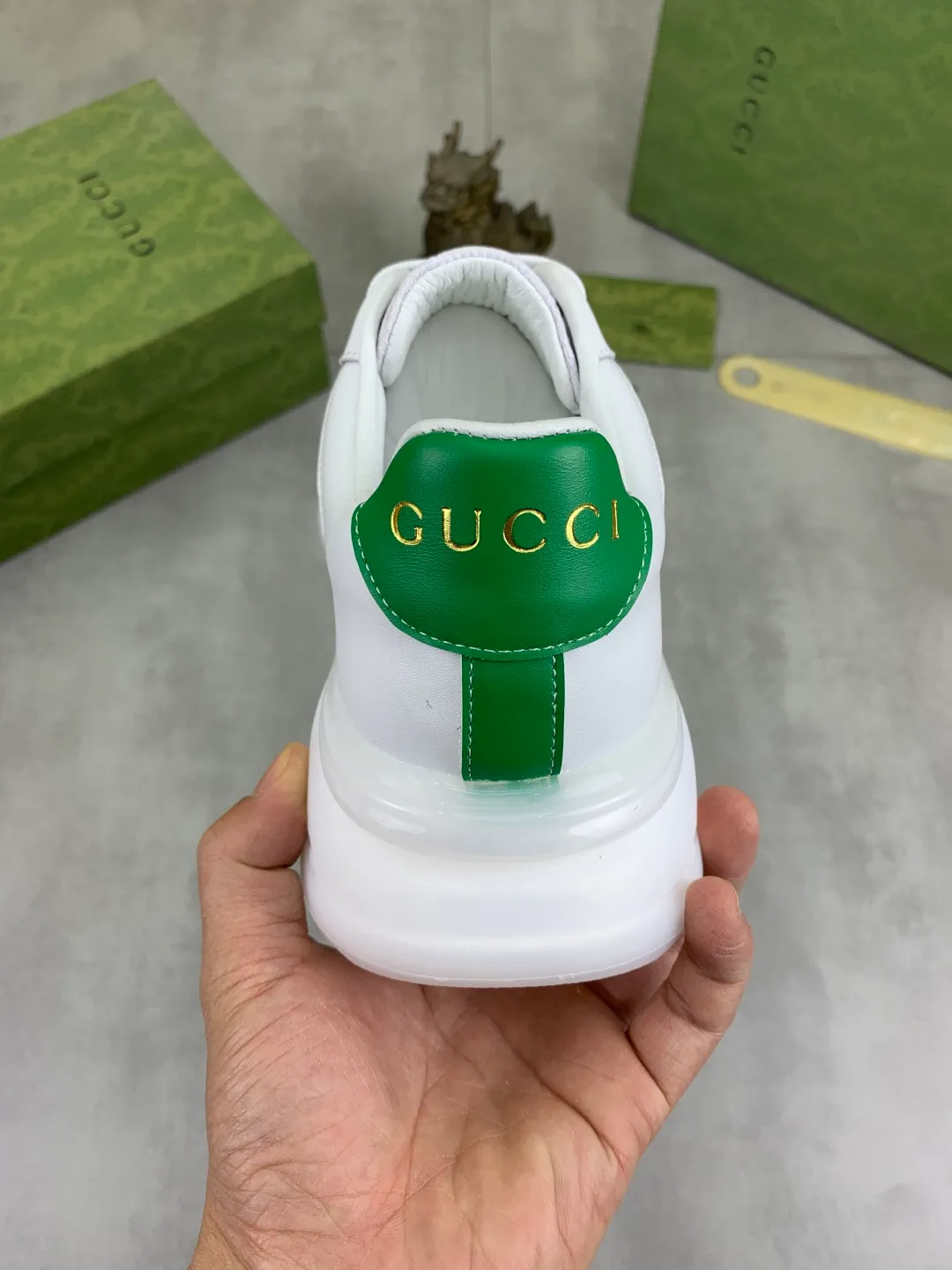 Men's shoes 💰P460💰【New model】🆘 The latest model from Gucci official website🎁Classic casual and fashionable men's shoes👟Best model💥The style is simple and elegant, exclusive for trendy men. Unique official website latest brand elements👑Gucci original decoration, fashionable and generous, the fabric is made of original soft calfskin➕Comfortable soft pigskin lining ✅Wear-resistant rubber outsole specified on the official website_Full of elasticity, the classic model taken at the counter 🎬Color: 4⃣️colors available😍Number of yards: 38-44 (45 46 customized)